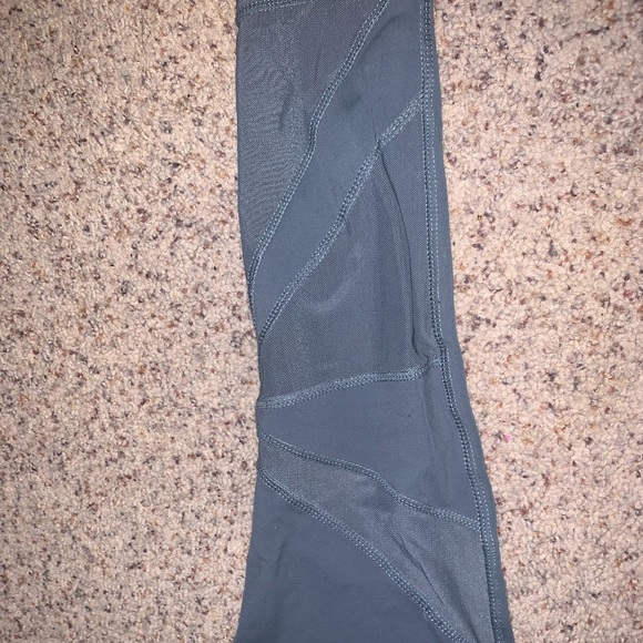 Leggings with mesh design - Picture 3 of 5